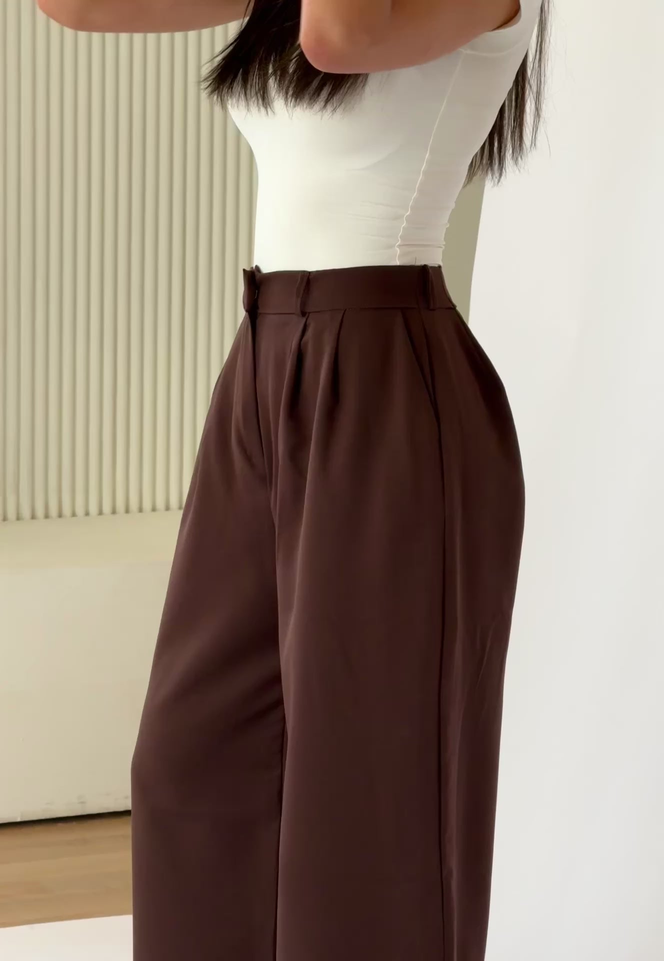 Pleated Suit Pants - Brown